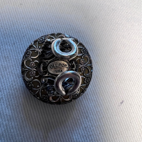 Adorable Ollipop USA cocktail ring Iolite stones Size 6.5 adjustable - Picture 9 of 12